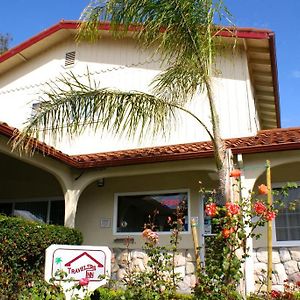 Travelers Inn
